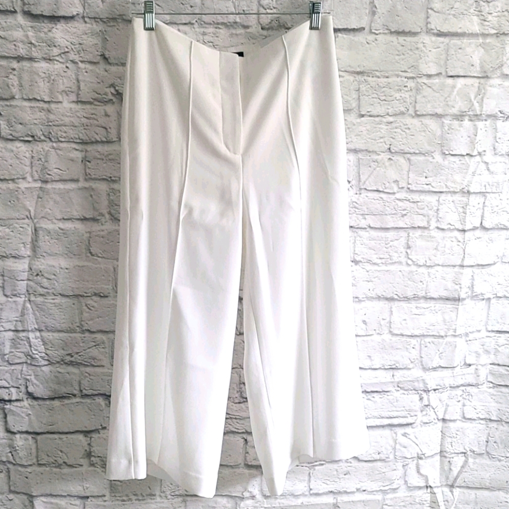 Express White cropped pants